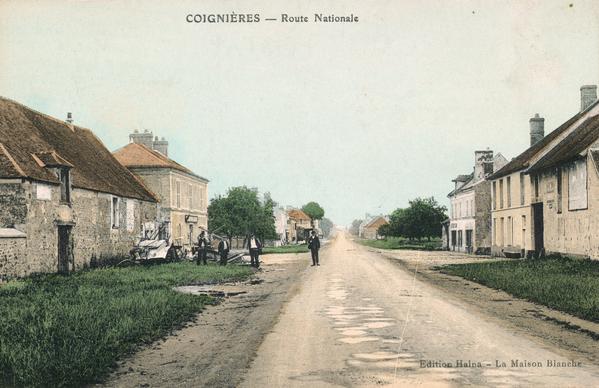 COIGNIÈRES - Route Nationale, carte postale